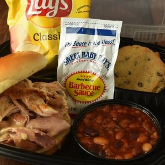 Alabama Pulled Chicken Sandwich Boxed Lunch.
